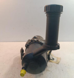 Pompe de direction PEUGEOT 5008 1