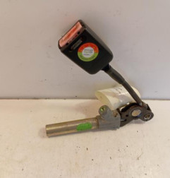 Attache ceinture avant gauche PEUGEOT 306 Photo n°1