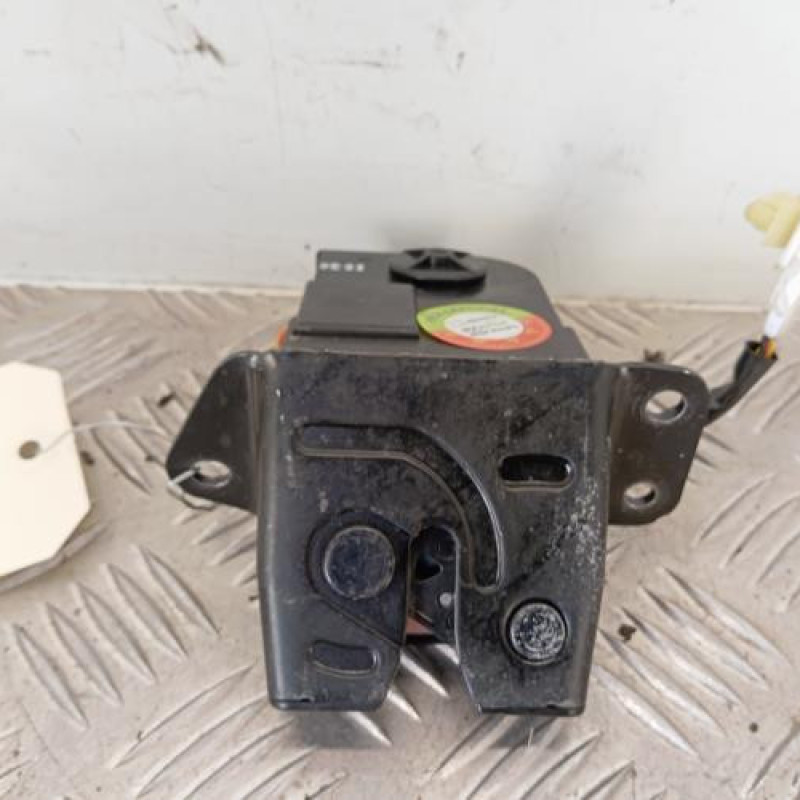 Serrure de hayon KIA RIO 3 Serrure de hayon KIA RIO 3
