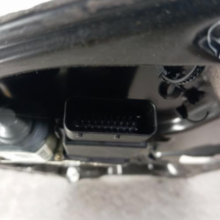 Leve vitre electrique avant gauche VOLKSWAGEN NEW BEETLE 1