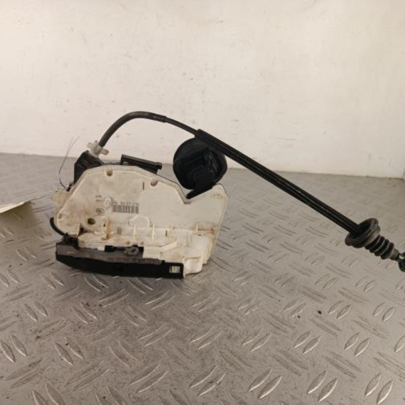 Serrure arriere gauche VOLKSWAGEN GOLF 6 Serrure arriere gauche VOLKSWAGEN GOLF 6
