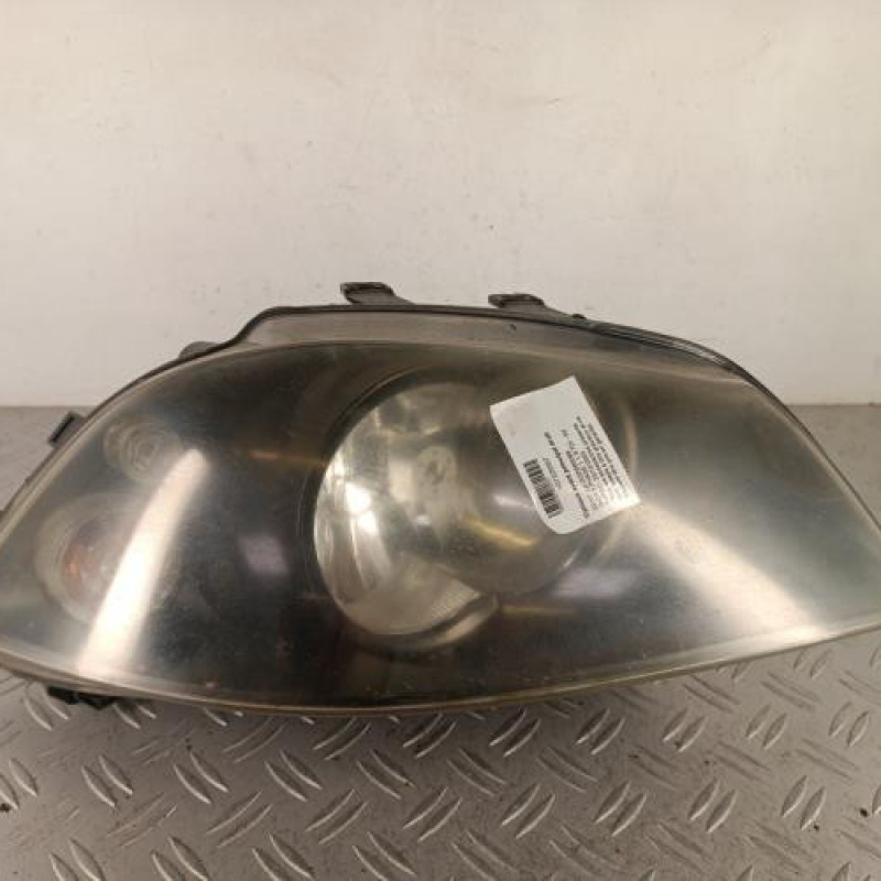 Optique avant principal droit (feux)(phare) SEAT IBIZA 3