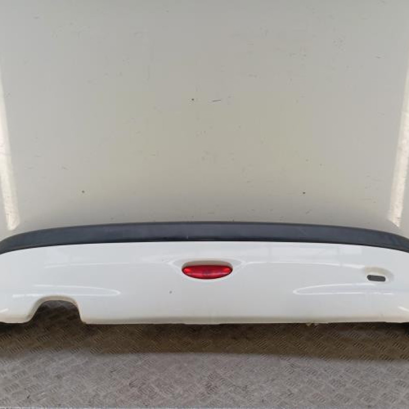 Pare choc arriere PEUGEOT 206