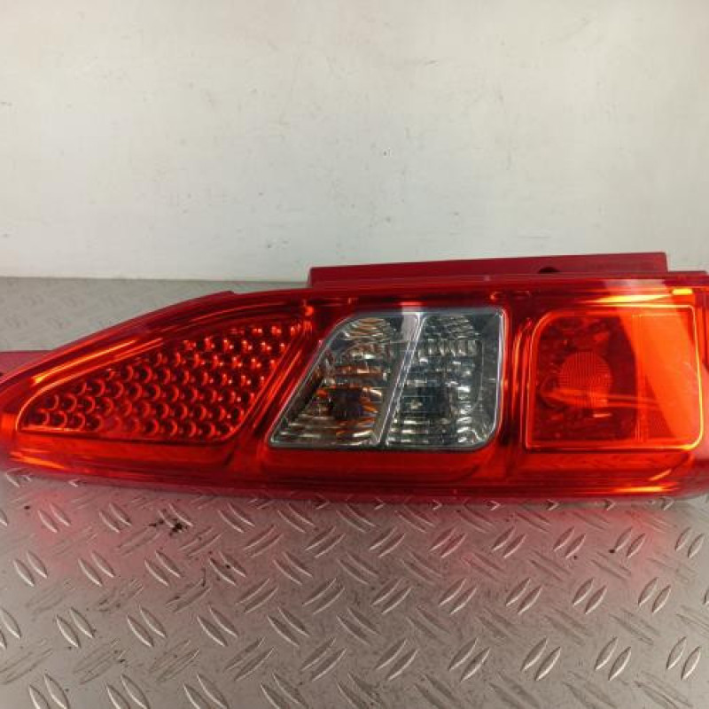 Feu arriere principal gauche (feux) CITROEN BERLINGO 2