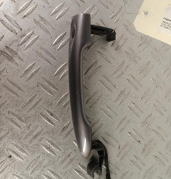 Poignee porte avant gauche RENAULT CLIO 4