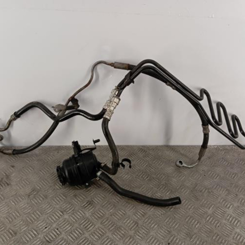 Tuyau hydraulique de direction assistee BMW X1 E84 Tuyau hydraulique de direction assistee BMW X1 E84