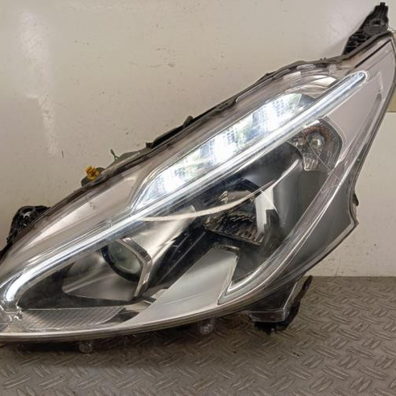 Optique avant principal gauche (feux)(phare) PEUGEOT 208 1