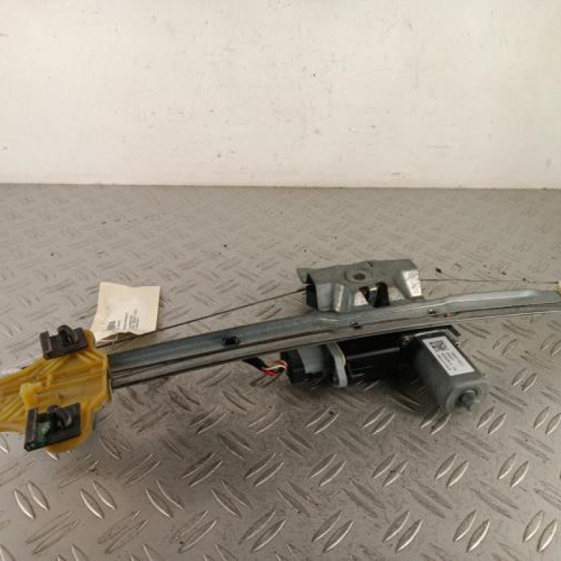 Leve vitre electrique avant gauche RENAULT CLIO 4