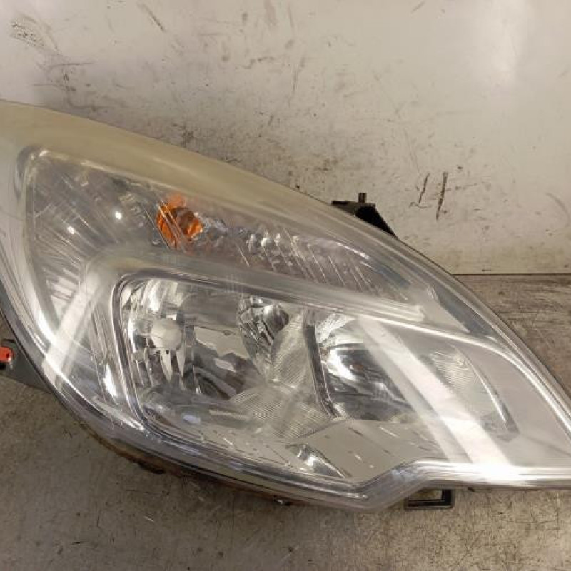 Optique avant principal droit (feux)(phare) OPEL MERIVA B