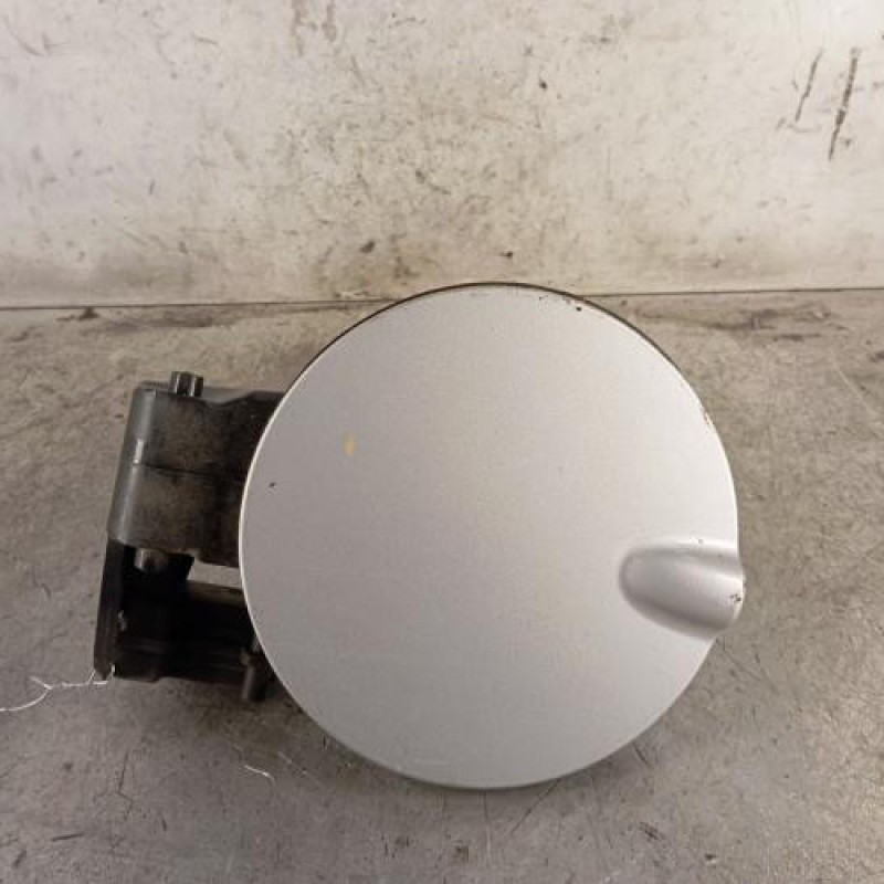 Trappe d'essence OPEL MERIVA B Trappe d'essence OPEL MERIVA B
