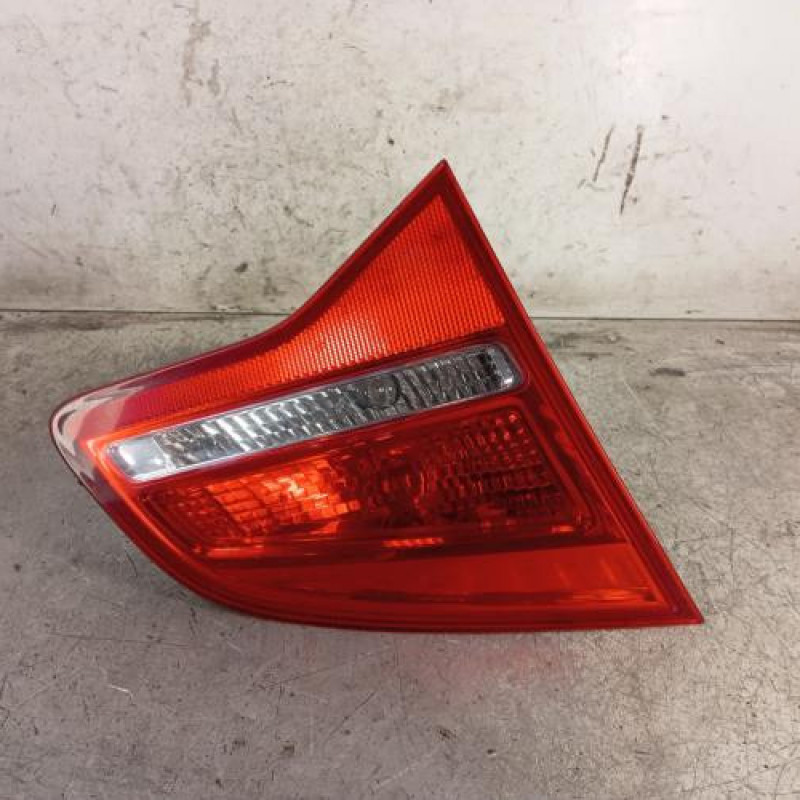 Feu arriere secondaire gauche (feux) OPEL MERIVA B Feu arriere secondaire gauche (feux) OPEL MERIVA B