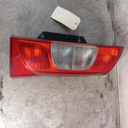 Feu arriere principal droit (feux) PEUGEOT BIPPER Photo n°1