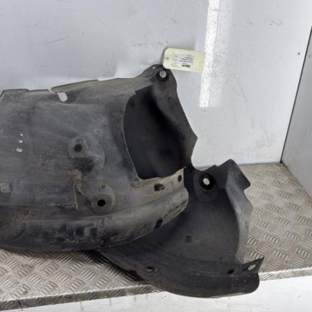 Pare boue avant droit RENAULT CLIO 3 Photo n°1