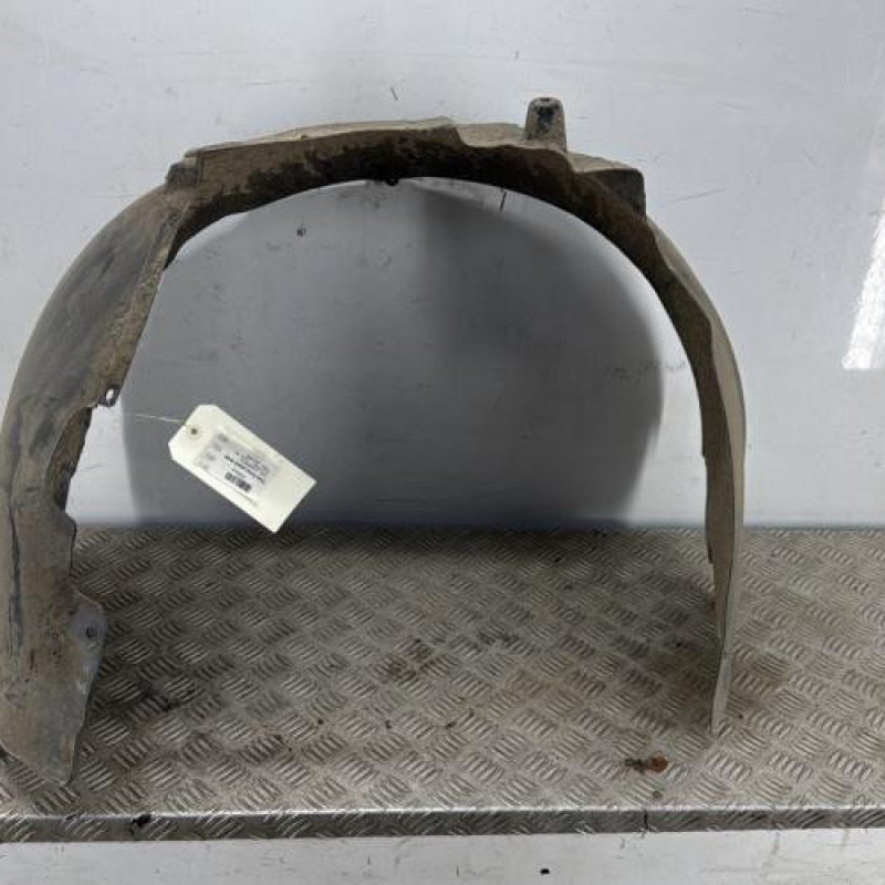 Pare boue avant droit AUDI A4 2 Pare boue avant droit AUDI A4 2