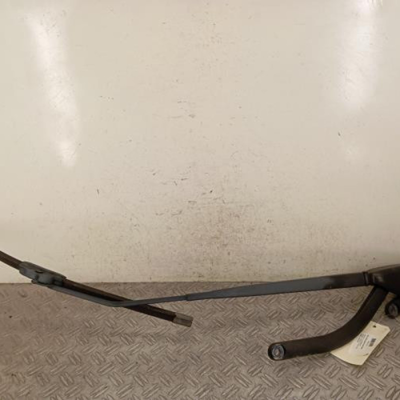 Bras essuie glace avant droit RENAULT SCENIC 2
