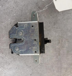 Serrure de hayon OPEL MERIVA B