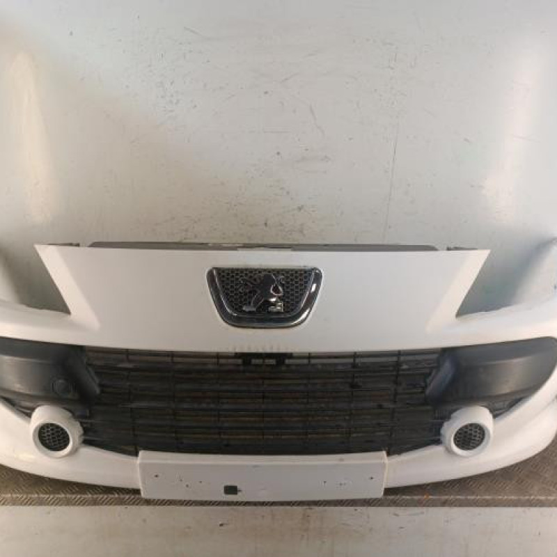 Pare choc avant PEUGEOT 307