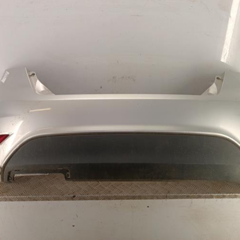 Pare choc arriere FORD FIESTA 6
