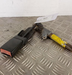 Attache ceinture avant droit RENAULT KANGOO 1 Photo n°1