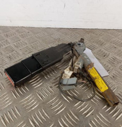 Attache ceinture avant gauche RENAULT KANGOO 1 Photo n°1