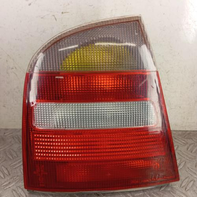 Feu arriere principal gauche (feux) SKODA OCTAVIA 1