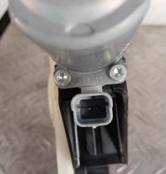 Leve vitre electrique avant gauche CITROEN C4 CACTUS Photo n°3