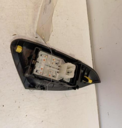 Interrupteur de leve vitre avant gauche PEUGEOT 108