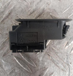 Interrupteur de leve vitre avant droit VOLKSWAGEN GOLF 7