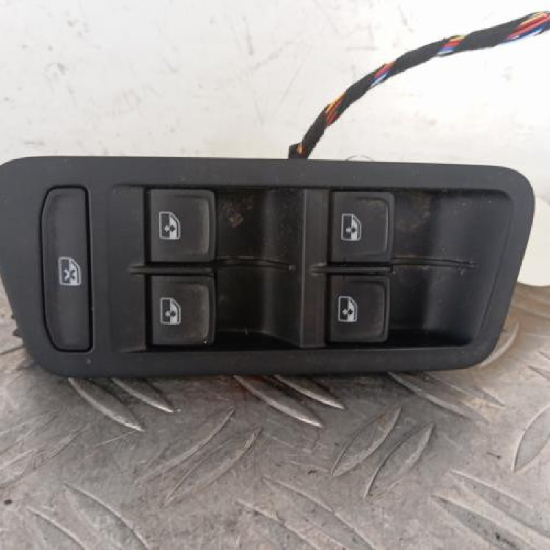 Interrupteur de leve vitre avant gauche VOLKSWAGEN GOLF 7