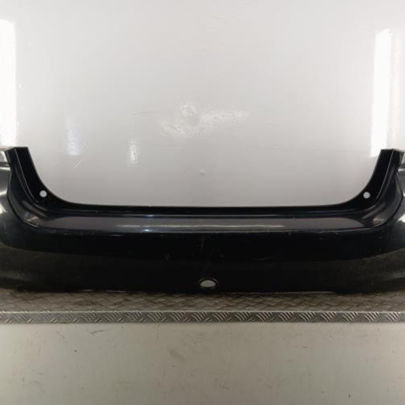 Pare choc arriere TOYOTA COROLLA VERSO 2
