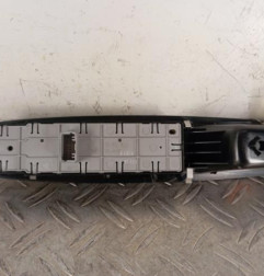 Interrupteur de leve vitre avant gauche RENAULT SCENIC 3