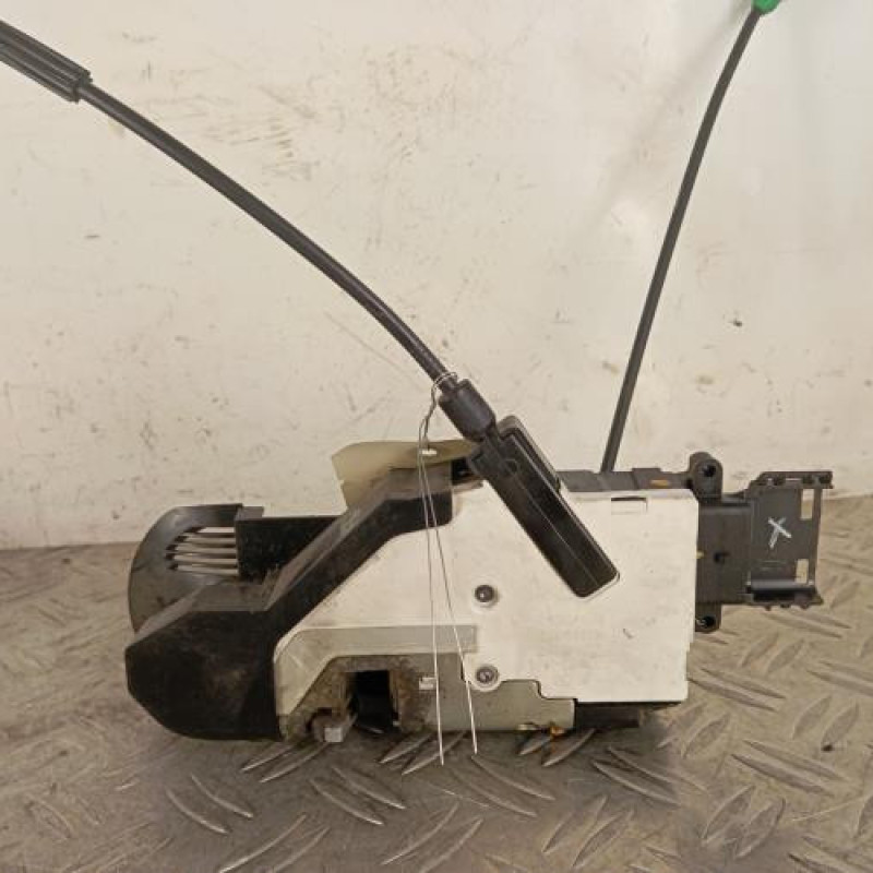 Serrure avant gauche CITROEN C3 PICASSO Serrure avant gauche CITROEN C3 PICASSO