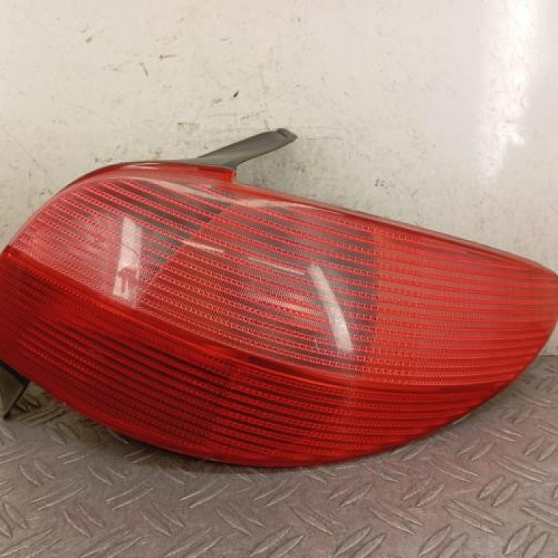 Feu arriere principal droit (feux) PEUGEOT 206