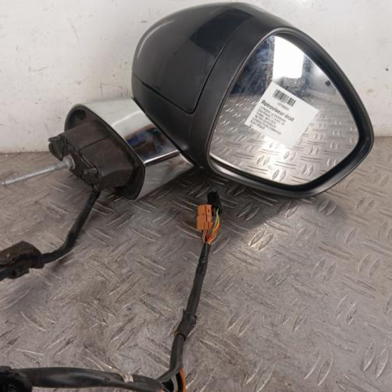 Retroviseur droit CITROEN DS3