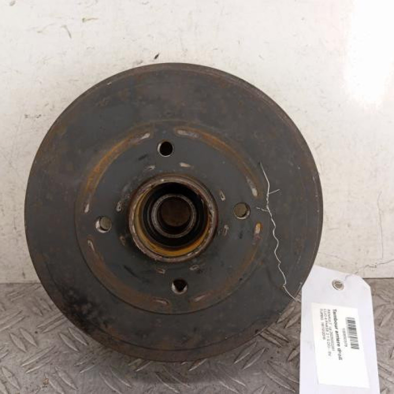 Tambour arriere droit RENAULT CLIO 4 Tambour arriere droit RENAULT CLIO 4
