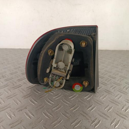 Feu arriere principal droit (feux) VOLVO V 40 1