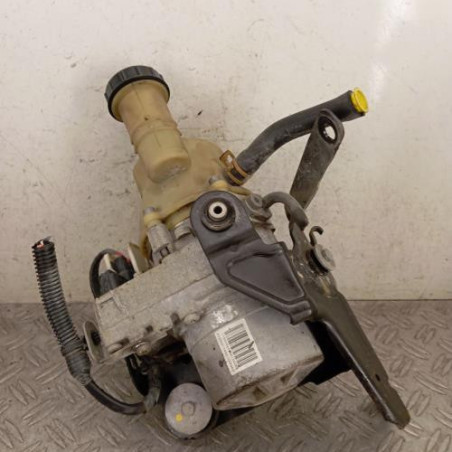 Pompe de direction DACIA DUSTER 1