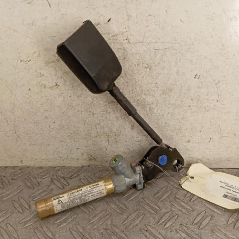 Attache ceinture avant droit PEUGEOT 306