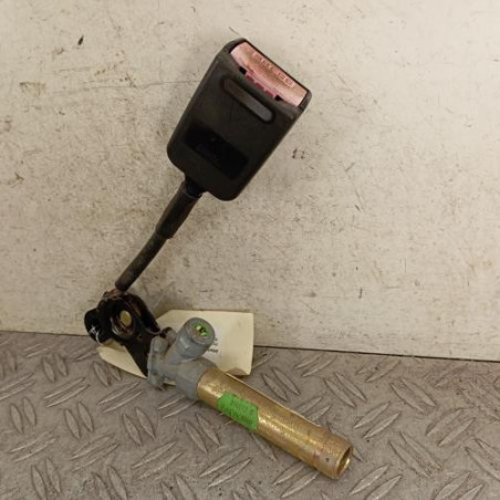 Attache ceinture avant droit PEUGEOT 306