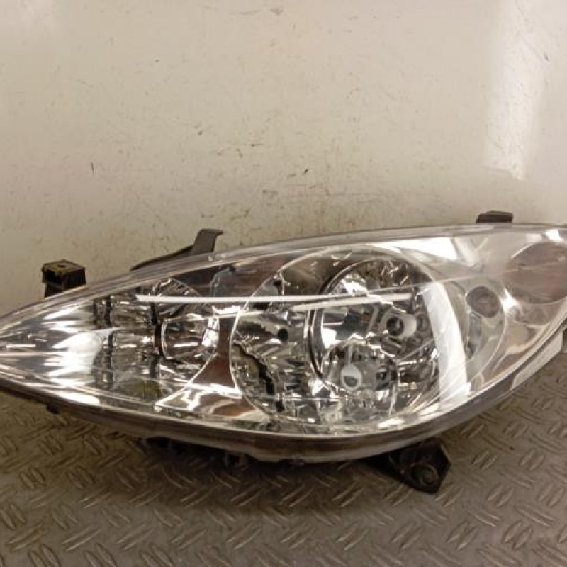 Optique avant principal gauche (feux)(phare) PEUGEOT 307