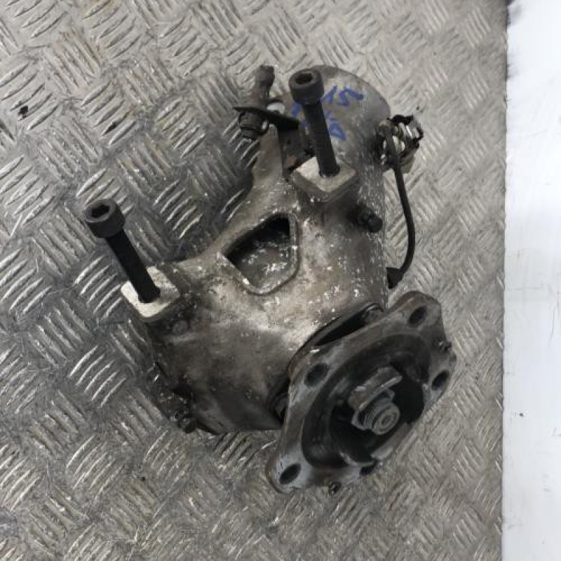 Moyeu avant droit PORSCHE 911 5 997 Moyeu avant droit PORSCHE 911 5 997