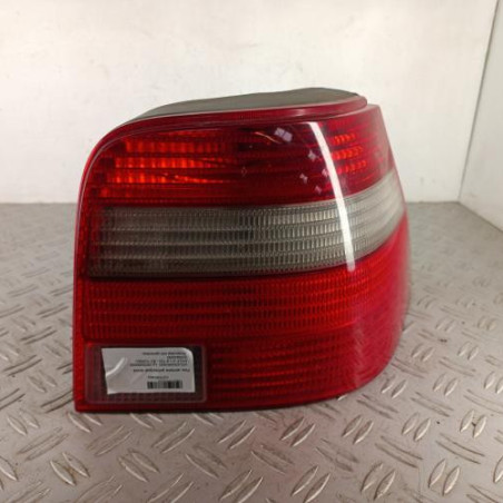 Feu arriere principal droit (feux) VOLKSWAGEN GOLF 4 Photo n°1