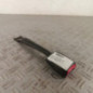 Attache ceinture avant droit TOYOTA YARIS 1