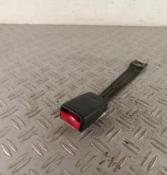 Attache ceinture avant gauche TOYOTA YARIS 1