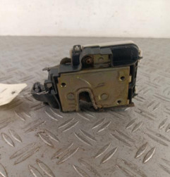 Serrure arriere droit VOLKSWAGEN GOLF 3