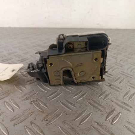 Serrure arriere droit VOLKSWAGEN GOLF 3