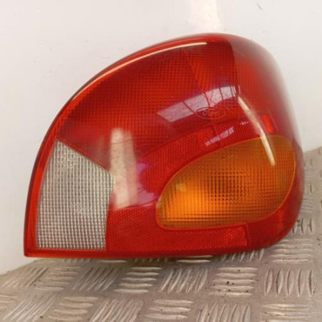 Feu arriere principal droit (feux) FORD FIESTA 4