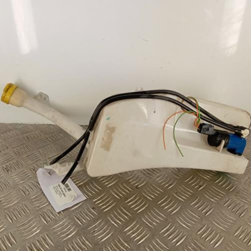 Vase de lave glace RENAULT CLIO 4 Vase de lave glace RENAULT CLIO 4