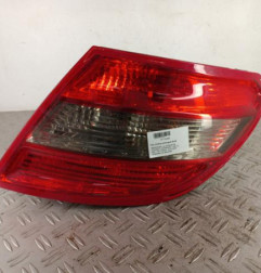 Feu arriere principal droit (feux) MERCEDES CLASSE C 204 Photo n°1