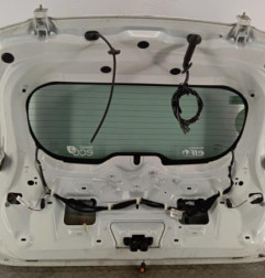 Malle/Hayon arriere RENAULT CLIO 4 Photo n°3
